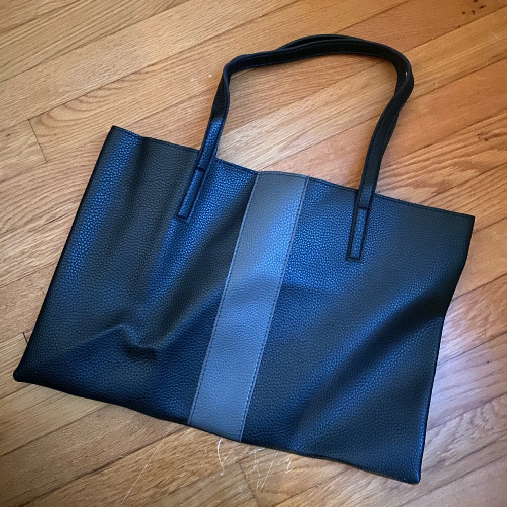 Vince Camuto Bag